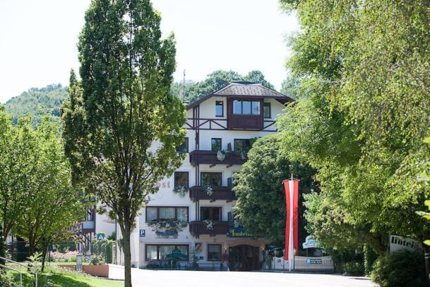 Hotel Post Лабен Экстерьер фото